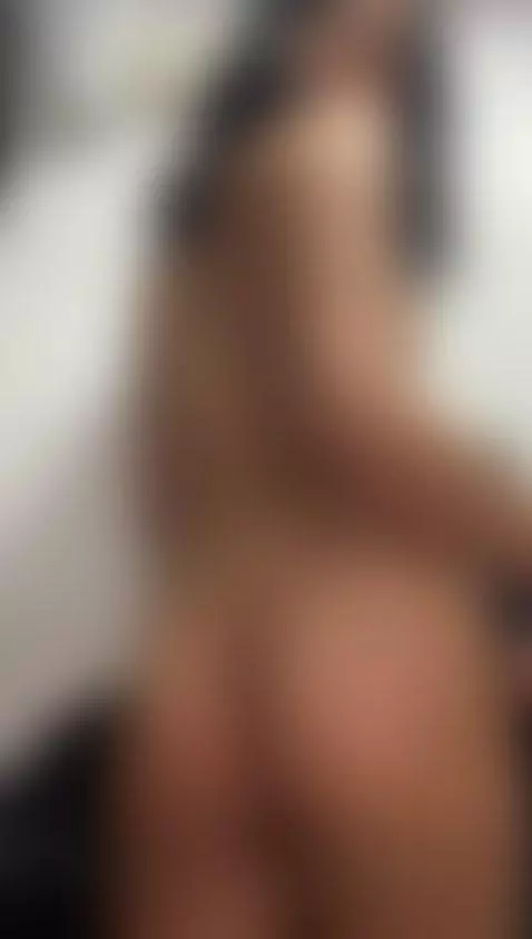 Mmm, I got a little naughty in the bathroom 😈🤤 by sarahevans1