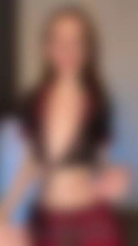 Teasing you with my boobs and I'm sure it turns you on🔥☺️ by tinaprettyy