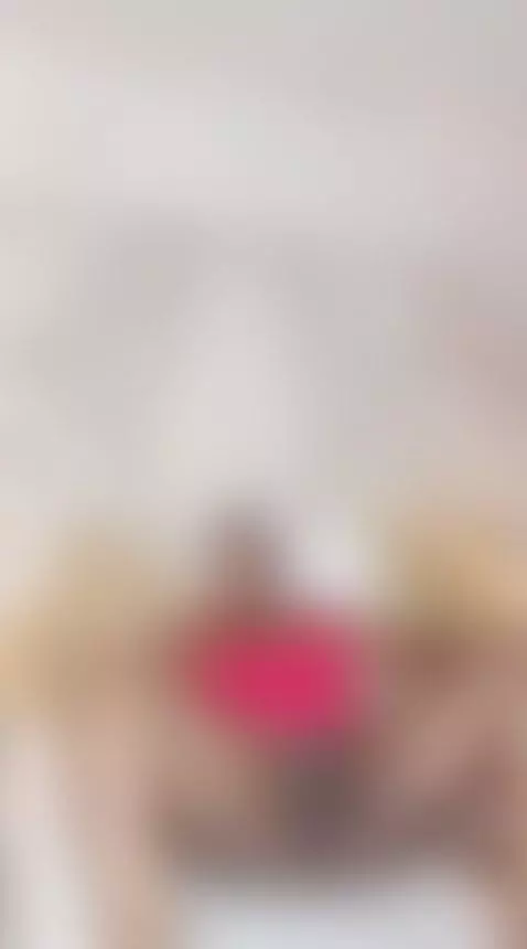 You smile like you know exactly what you’re doing to me. by evatayson