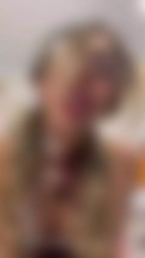 Can I sit on your face? 😳 by palmerjones