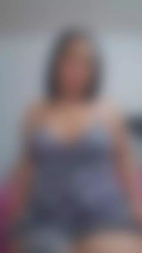 Your favorite Laina is waiting for you live by samhotty69secret