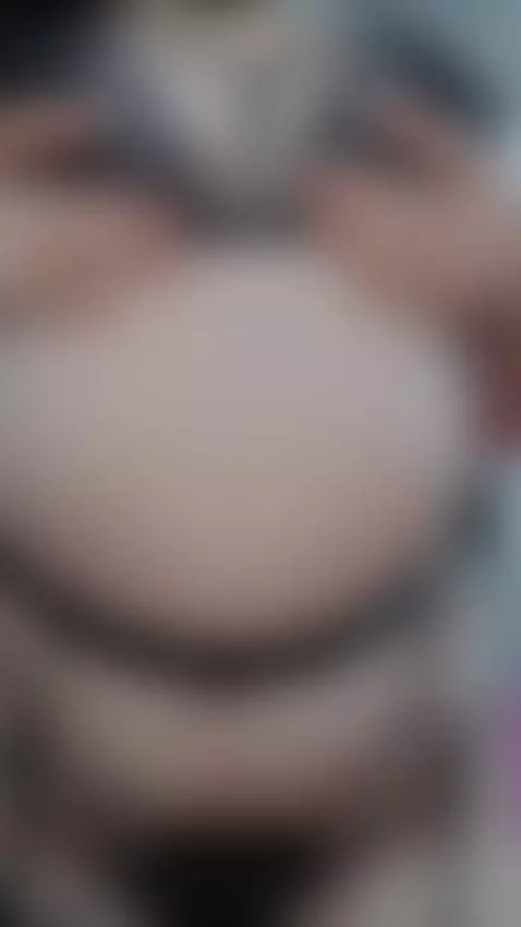 Some cute pierced tits are waiting for you live now by samhotty69secret