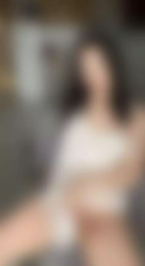 Sweet dreams are made of this… and it’s all on OnlyFans 🔥 by camilamix