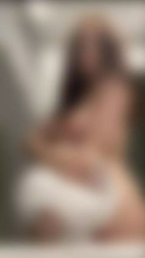 More moments like this! 😍 Link in bio — hit subscribe! by eliseloops