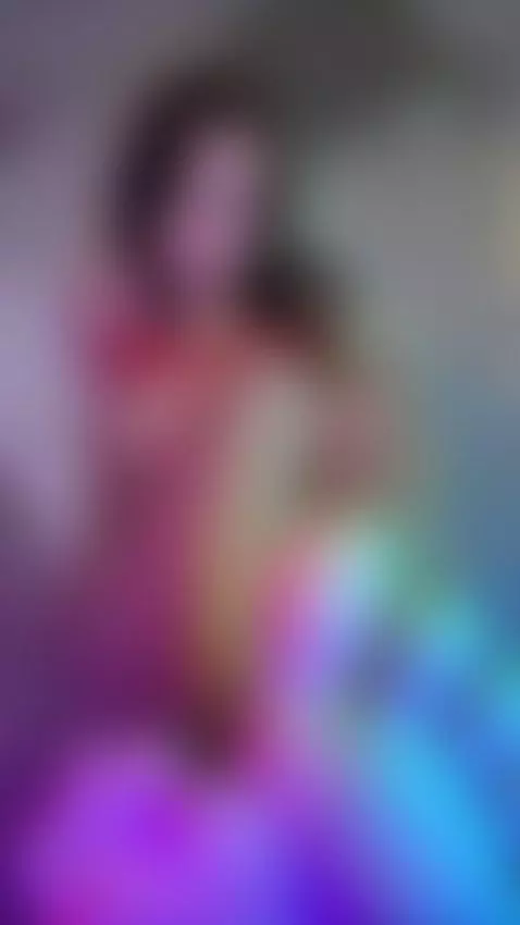 😍 Charm and charisma! Don’t miss out — subscribe! 🎥 by eliseloops