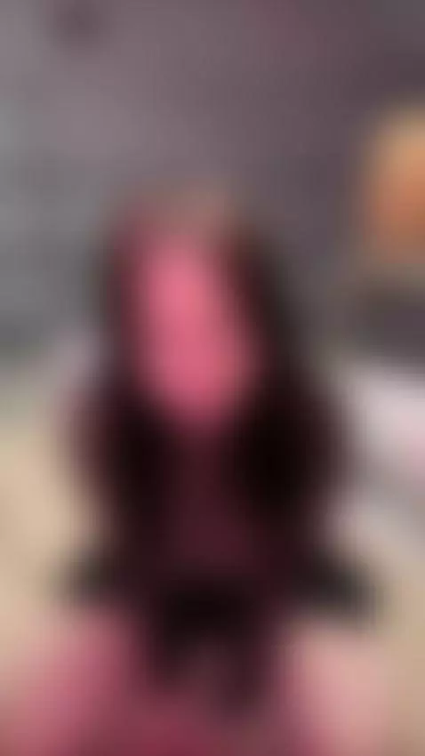 Follow my adventures! 🌍 by eliseloops