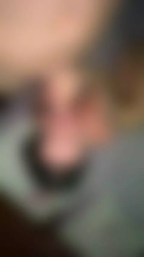 Deep throat specialist. 🔥 My OnlyFans has the full reveal by lianasss