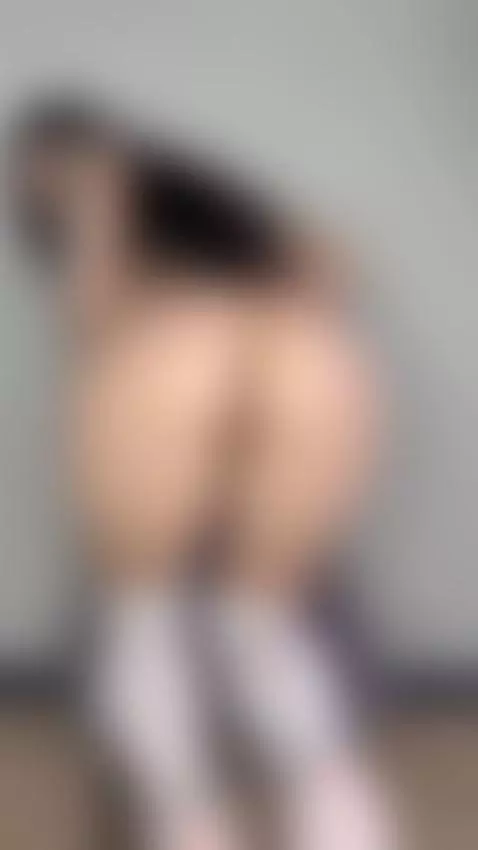 Natural tits so real, big pink pussy lips so plump & wet 😻 S... by lianasss