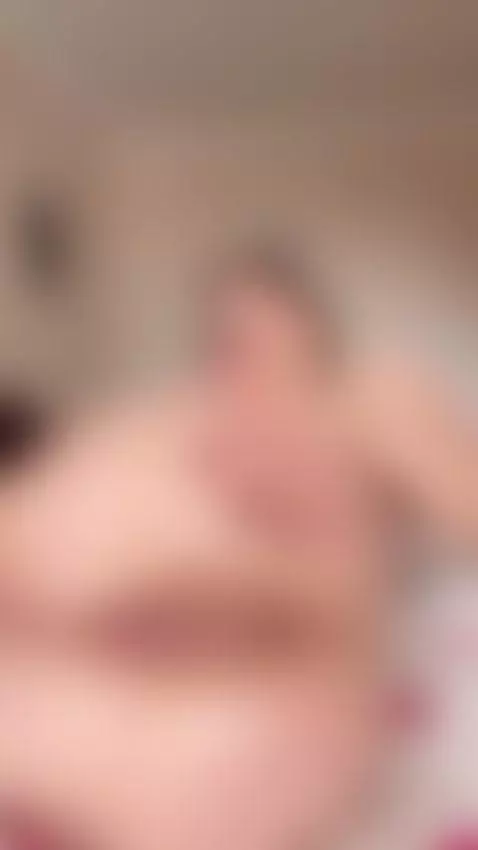 I accept volunteers to fuck my body by ellaquen