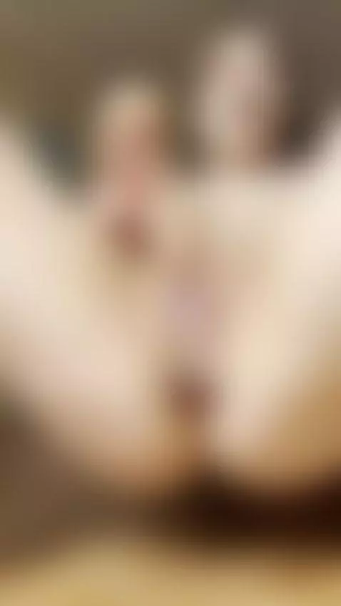 Wet pussy gushing as she rides hard 💘 by ellaquen