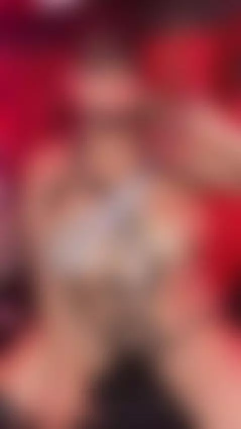 Whip your girl who wants you 😈 by saritamuller0