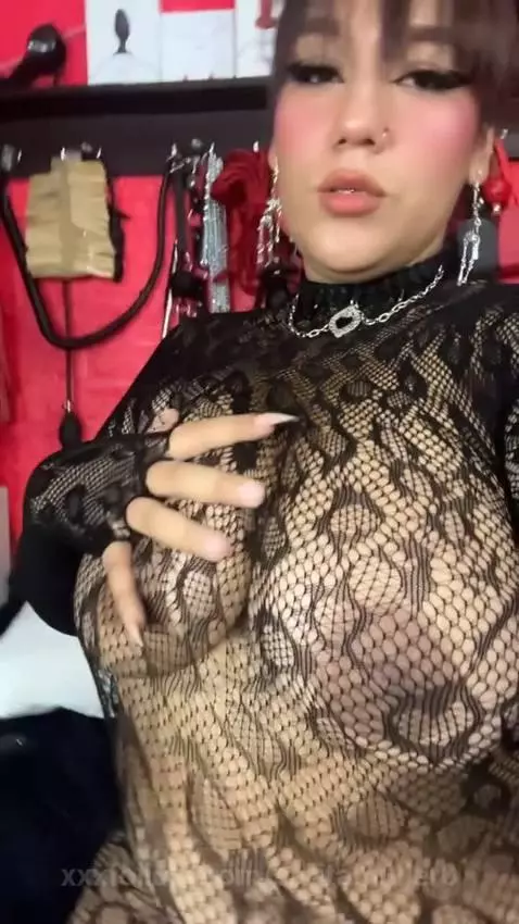 Your submissive willing to do anything 👿💦 by saritamuller0