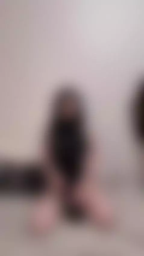 Is my clothing unnecessary? by lizablueberry