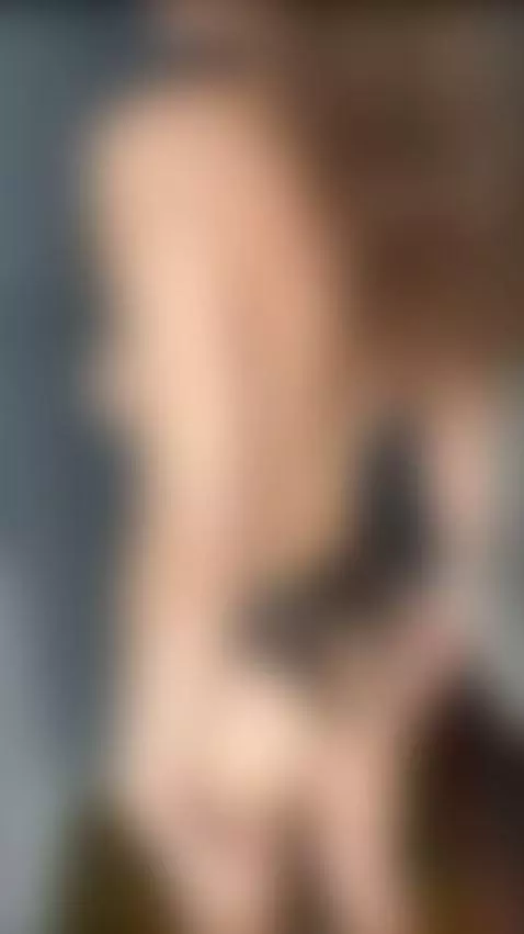 A talented beauty! Follow her! 🌹 by veolaaa