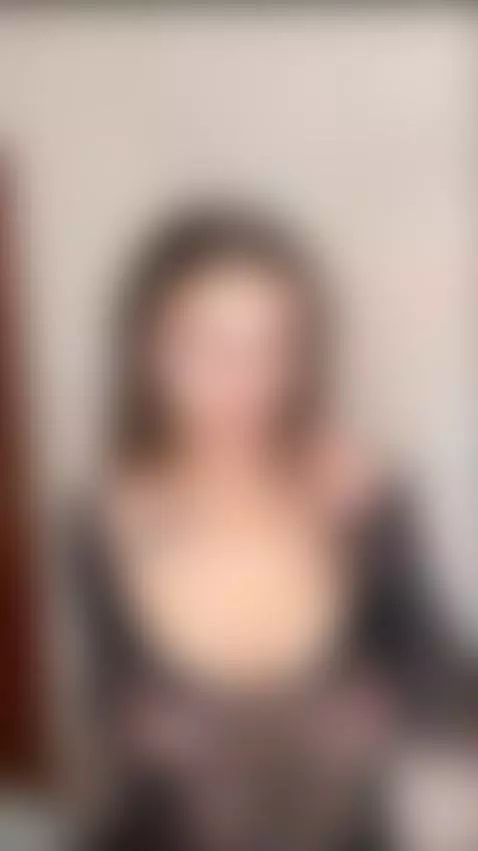 She’s a vision — continue watching on OnlyFans! 🌸 by veolaaa