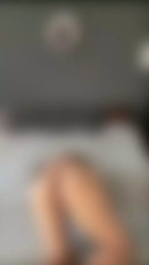 She loves playing with moods — especially on OnlyFans 🌶 by veolaaa