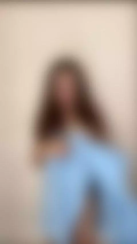 You haven’t seen her best side yet… Subscribe through the bi... by veolaaa