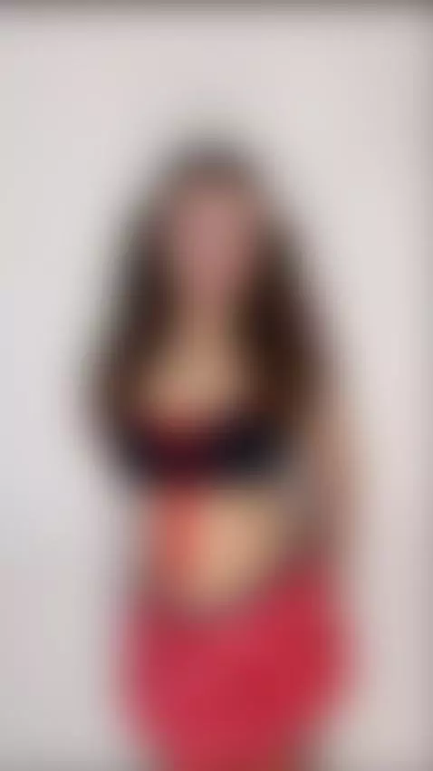 She’s someone you’ll want to see again. Follow ⚡️ by veolaaa