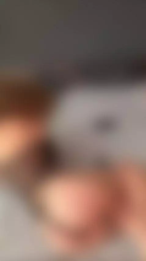 Start following her now. Hit “follow” 🌟 by veolaaa