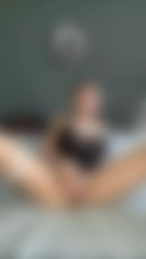 Beauty in motion. Check out her OnlyFans 🌸 by veolaaa