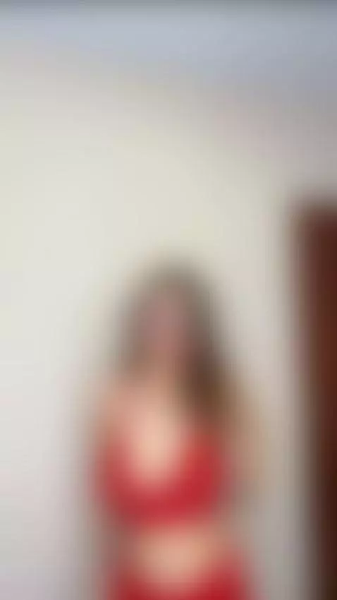 Too beautiful to scroll past 😍 Don’t leave by veolaaa