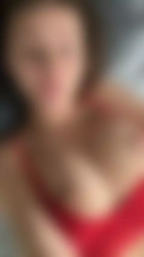 Please help me continue by supporting my OnlyFans 💕 by veolaaa