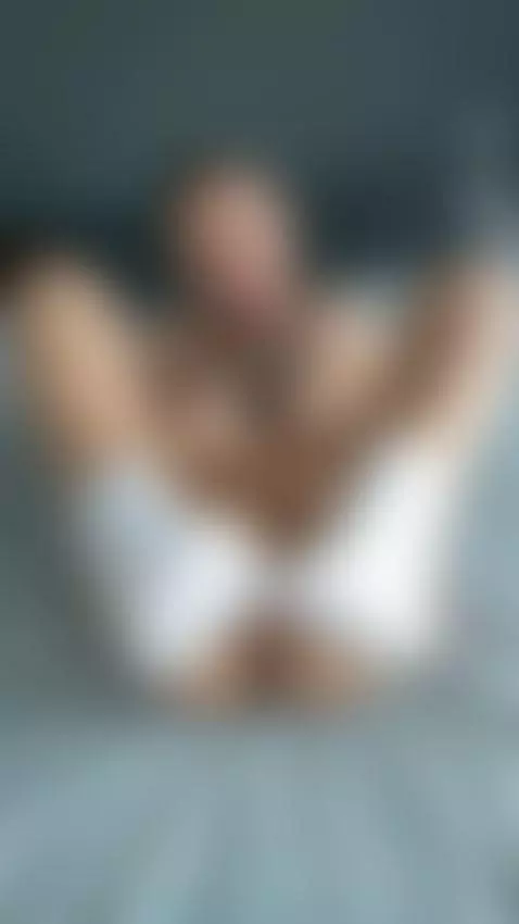 Please stay close and support me on OnlyFans 🤍 by veolaaa