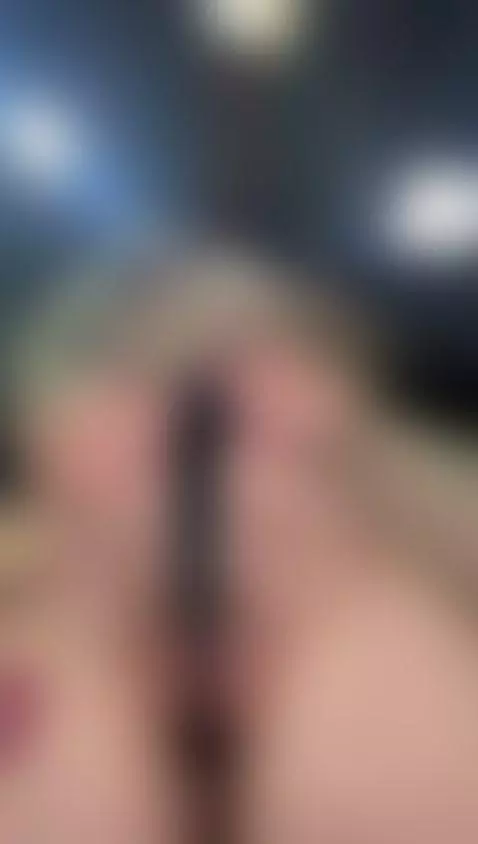 Squeeze my hairy pussy with my tight underwear. 💋🔥 by myapril