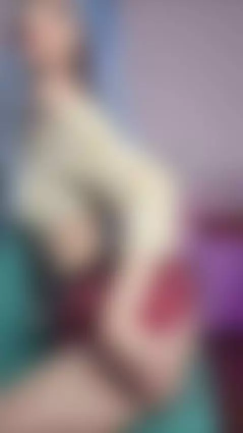 She has everything you’re looking for. Stay close and leave ... by katianabi