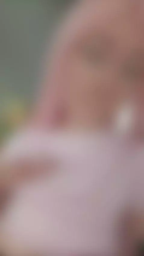 That look isn’t for everyone. Subscribe 😏 by katianabi