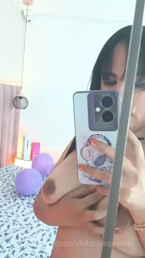 Come play with my delicious tits 🥵🍑 by victoriiaqueen