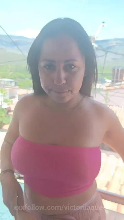 Very hot day come to juhaha very hot  🔥😏🍓 by victoriiaqueen