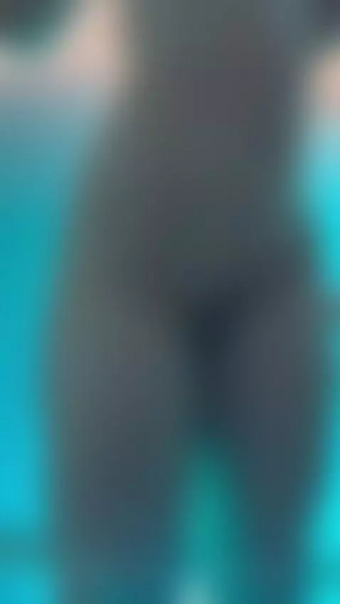 Showing it all, completely naked in the boss’s office. Turn ... by nicollexotic