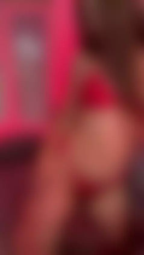 Fucking my pillow🔥🫦 by nicollexotic