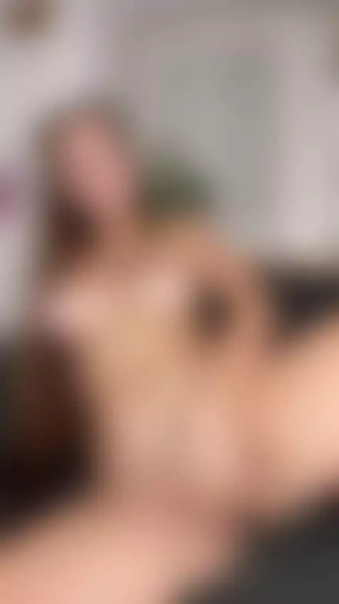 This hottie will make you cum faster, try me if you don't be... by dibunny