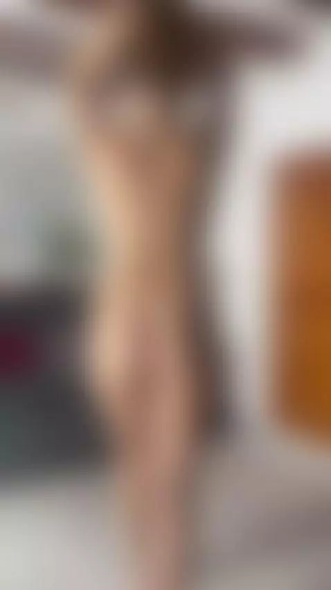 This hot girl knows how to tease your dick by dibunny