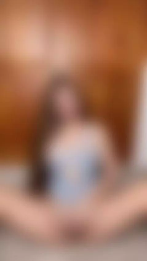 My teen curves can hypnotize you by dibunny