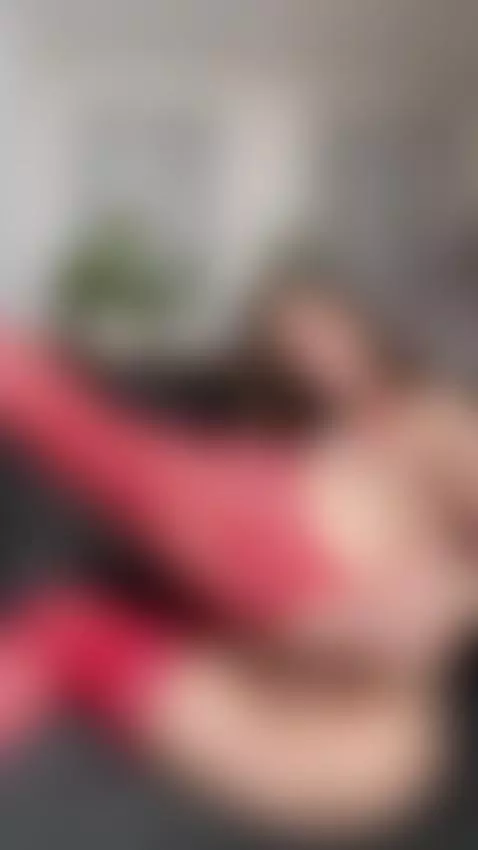 Brunette and wild, I’m about to leave you breathless by dibunny