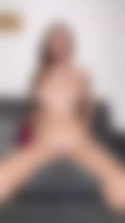 Kiss me from neck down to my boobies by dibunny