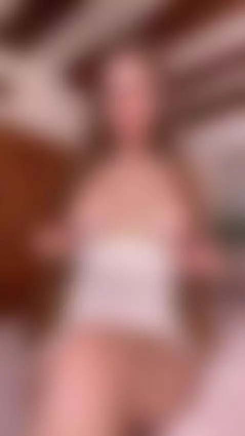 I love to be called a hot horny babe by dibunny