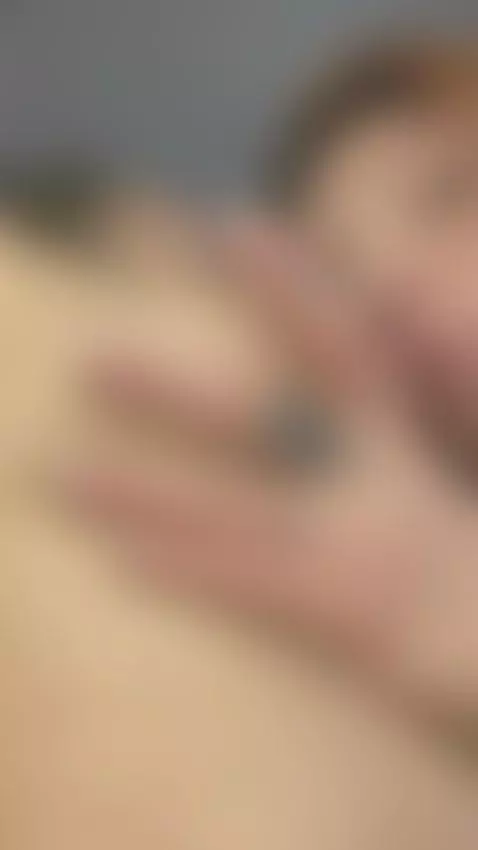 Short tease: sensual moment. Want more? Tap my profile by roseivy