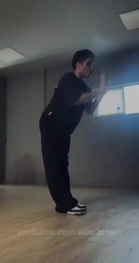 Dance & tease… ready to melt you by ellis-brown