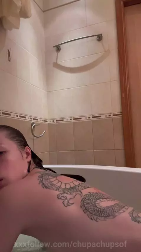 Having fun in the bathroom...💦💋 Subscribe to my OnlyFans! by chupachupsof