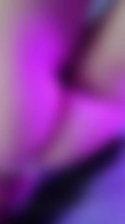 I can’t stop moving, and I bet you can’t stop watching. Whic... by hatsajones