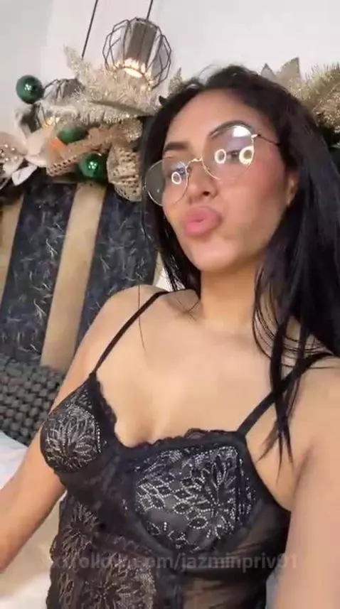 https://www.camsoda.com/jazminpriv01 by jazminpriv01