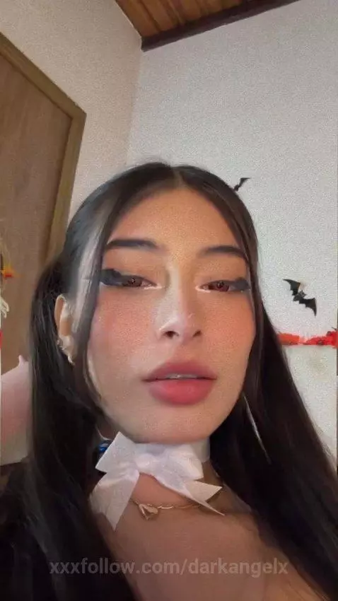 Come see me! I have a new costume! I hope you enjoy: 3 🕸🦇 I ... by darkangelx