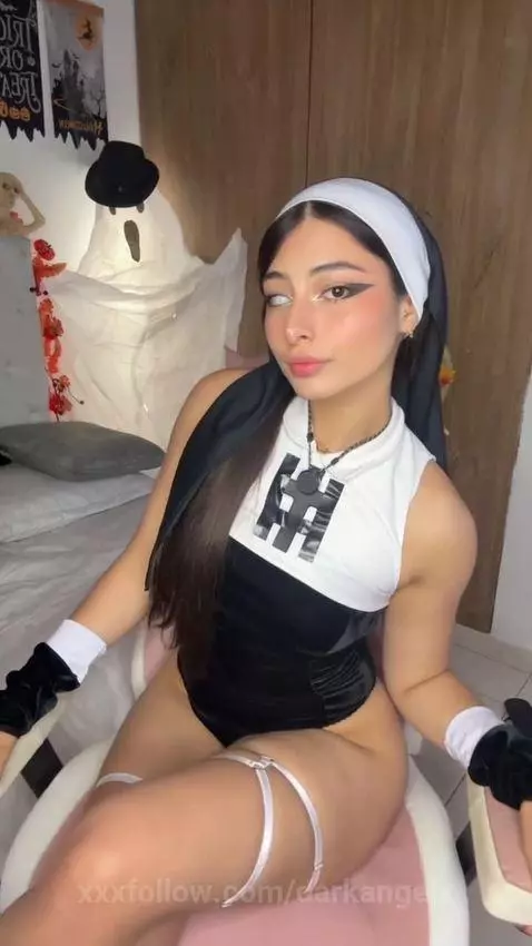 are we going to play trick or treat on chaturbate? by darkangelx