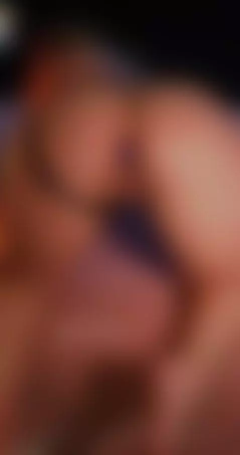 Booty ready for breeding 🤤 by casa-salsa