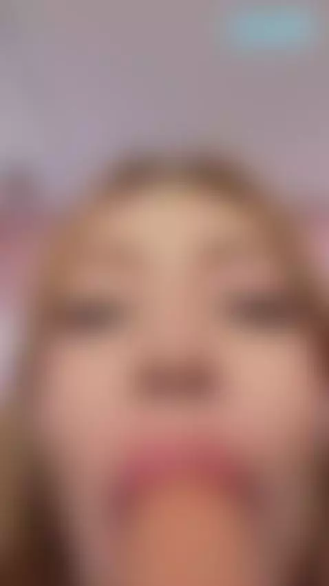 She can make you cum in less than a minute 😍 Watch her live ... by casa-salsa