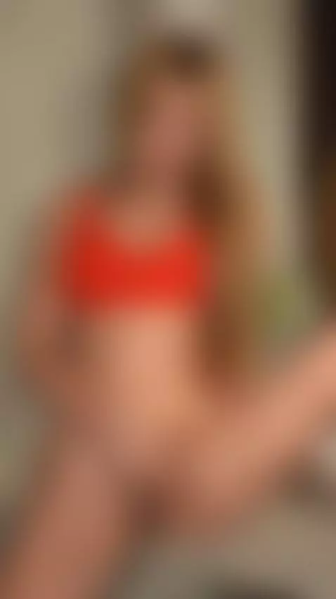 Het pussy deserves your tongue 👅 Watch her live at camsoda.c... by casa-salsa